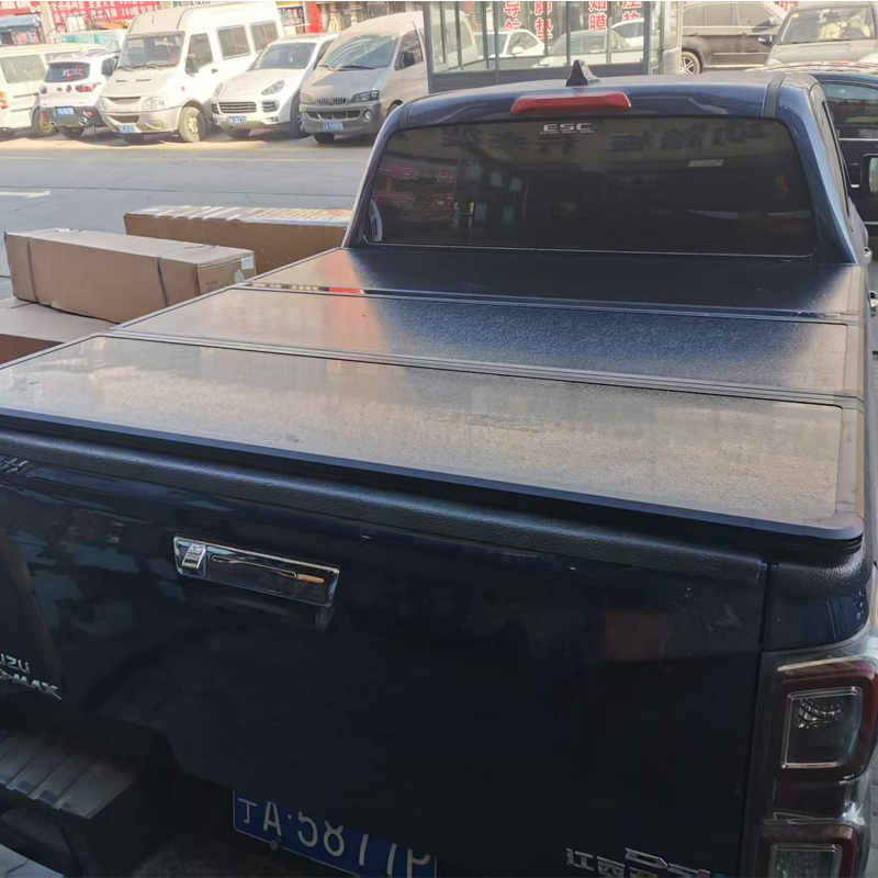 BYD Shark 2025 tub Trifold Cover